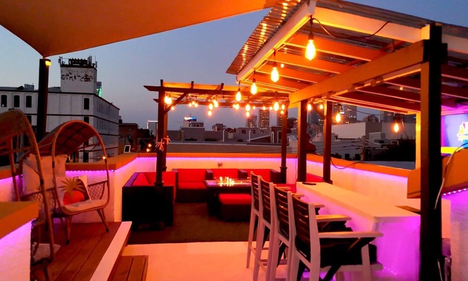 Point Breeze Apartment | Philly Penthouse w/Rooftop Paradise