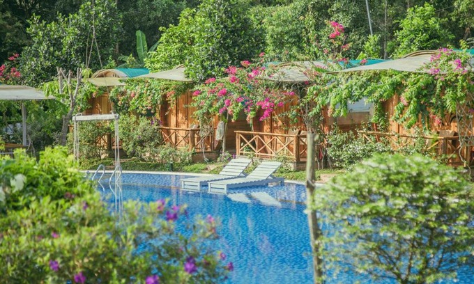 Duong Dong Hotel | Phu Quoc Valley Sen Bungalow