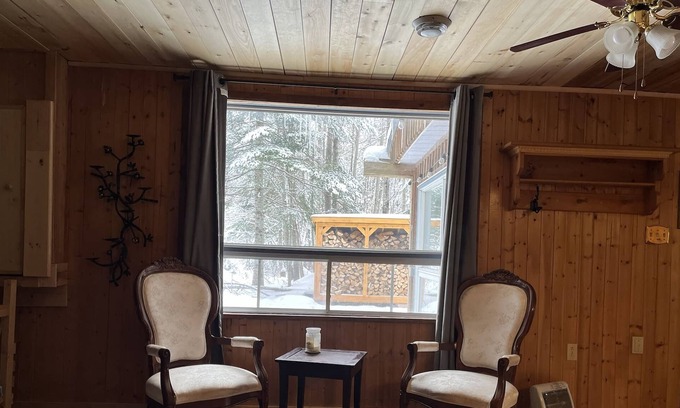 Blue Sea Ski Chalet | Piece of Paradise on Lac Long with hot tub/ Spa