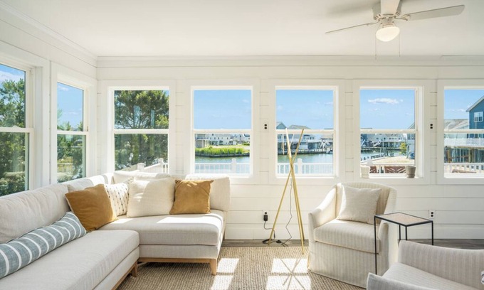 Captain's Cove House | Pier Pressure - Beautiful Canalfront in Captain's Cove!