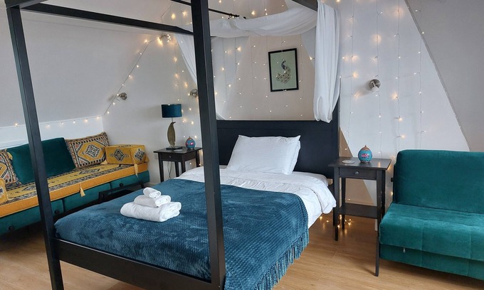 Glastonbury House | Pilgrims of the Goddess - Room 7