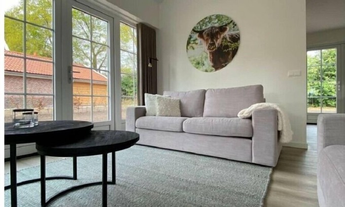 Hoge Hexel House | Pimpelmees Modern retreat
