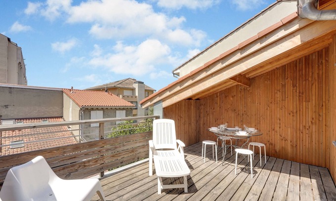 Patte d'Oie Apartment | Pinalis - Appt 4p avec terrasse à Toulouse