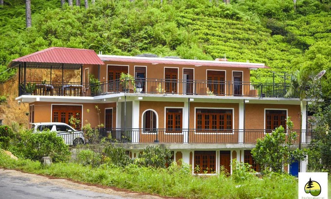 Hatton House | Pine Trees Homestay