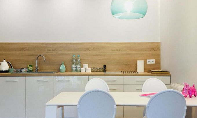 Jezyce Apartment | Piper Zajezdnia White