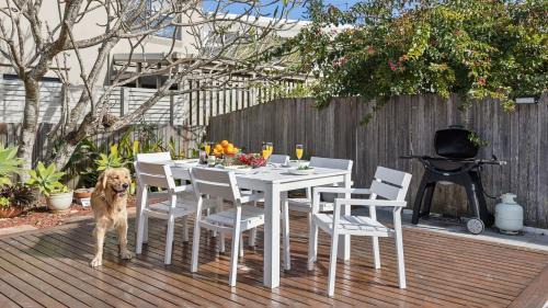 Yamba House | Pippi House - Directly opposite Pippi Beach