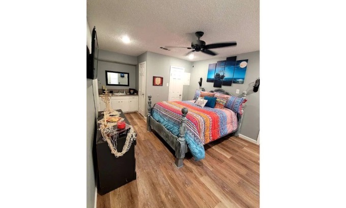 Lubbock House | Pirate Theme - Unique Getaway - Family Friendly