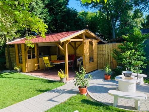 Balatonkenese House | Piroska nyaraló