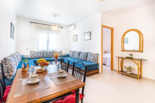 Martil Apartment | Piso Moderno cerca del Mar, Fibra óptica y Aire Acondicionado
