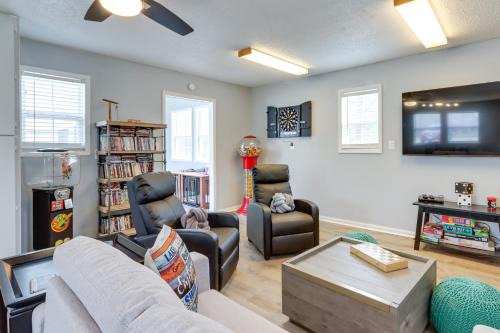 Pittsburg House | Pittsburg Vacation Rental Less Than 1 Mi to Boat Launch