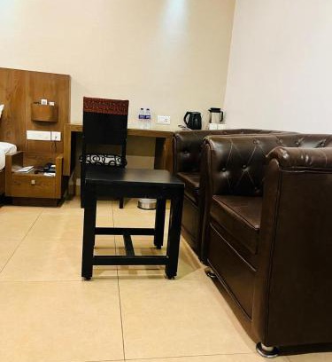 Tiruchirappalli Hotel | PLA Rathna Residency Trichy