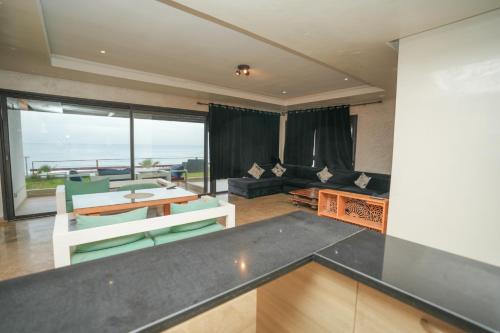 Plage des Nations Apartment | Plage des nations Appartement