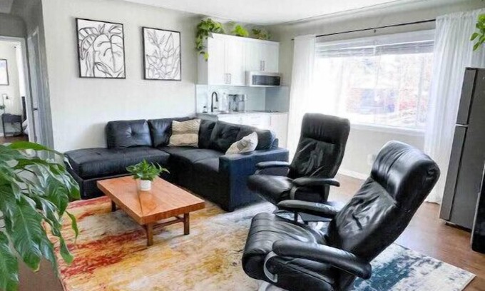 Harvey Park House | Plant Filled Guest Suite Hosted By Nonprofit