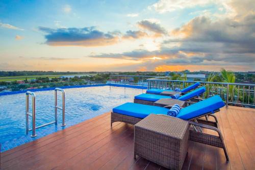 Depok Hotel | Platinum Adisucipto Hotel & Conference Center