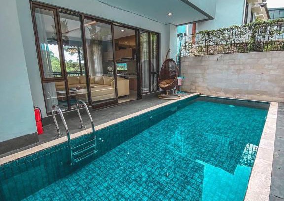 Bandung Villa | Platinum Dago Resort villa 15px Private Pool Bandung