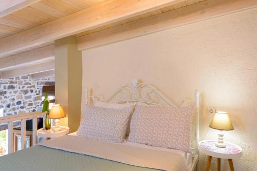 Choumeriakos House | Platipodi stone house