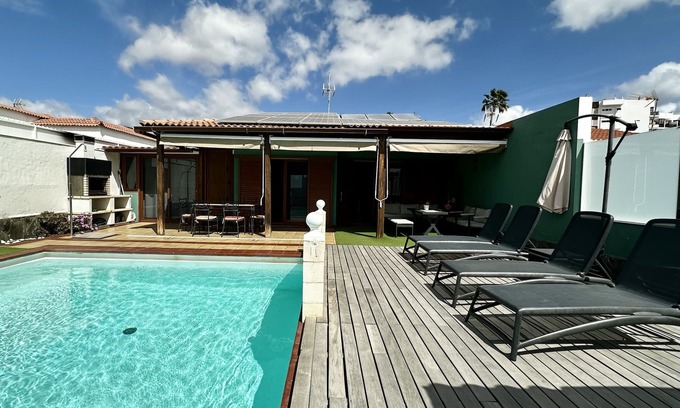 Playa del Ingles Ski Chalet | Playa del Inglés Villa 5 minutes from the beach - POOL OF SALTS AND CLIMATE