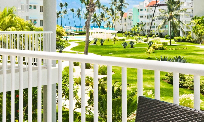Bavaro Condo | Playa Turquesa - B-201 - Premier Beachfront Ocean & Garden View - 80mbps Wifi