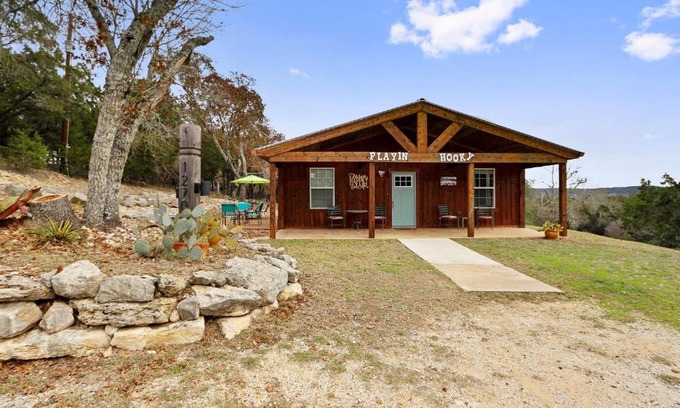 Canyon Lake House | Playin Hooky