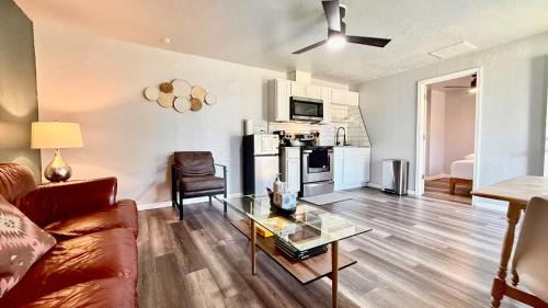 Central Oklahoma City House | Plaza District Budget Studio Full Kitchen #20a