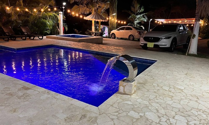 Girardota Cottage | Pleasant 5-bedroom cottage with WiFi in Antioquia