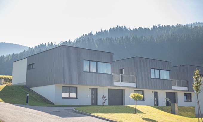 Sankt Lambrecht Ski Chalet | Pleasant chalet on the ski slopes