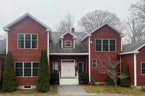 Pleasant Point House | Pleasant Point Cove
