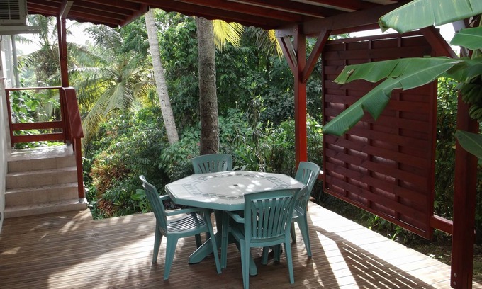 Le Gosier House | Pleasant T1 in gîte with 2 other accommodations - a studio and a T1