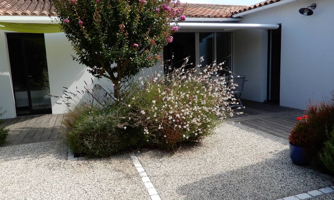 Sainte-Marie-de-Re House | Pleasant two-bedroom house close to the sea and shops