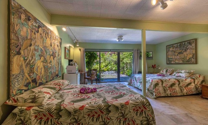 Haiku House | Plumeria Room on a Lush Farm on Maui's North Shore