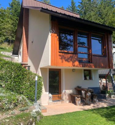 Idrija House | Počitniška hiša Lily