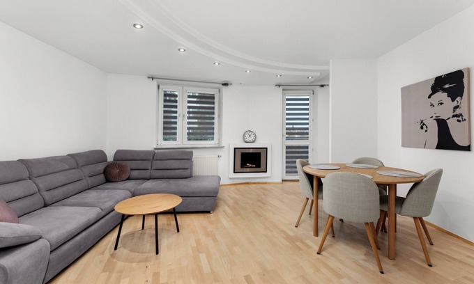 Libertow Apartment | Pod Fortem Homely Apartment