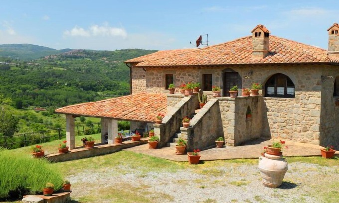 Castel del Piano House | Podere dei Venti by Interhome