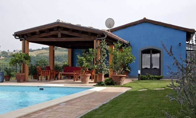 Monte Roberto House | Poggio Montali Nestled among vineyards and olive groves - unit 3