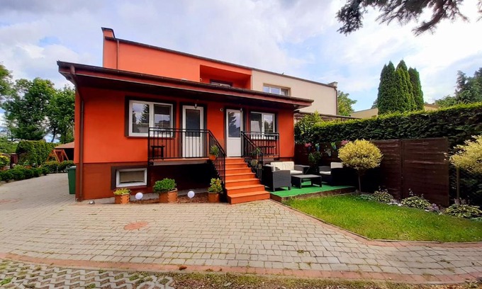 Ciechocinek House | Pokoje gościnne "Lenka"