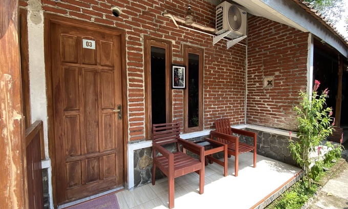 Mendut Hotel | Pondok Kali Oedal