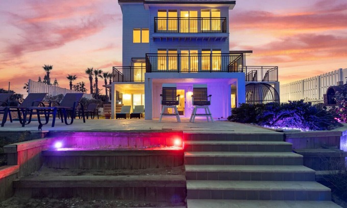Wilbur-By-The-Sea House | Pool, 7 Bed 7 Bath, Direct Oceanfront, 4 Kitchens