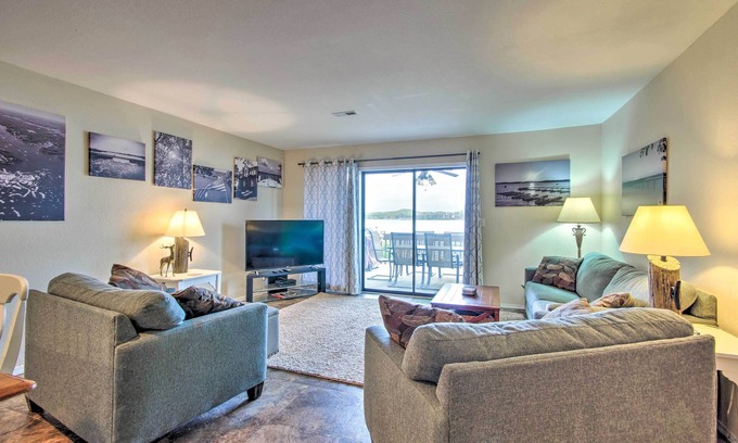 Lake Ozark Condo | Pool Days & Water Fun Await: Lake Ozark Escape!