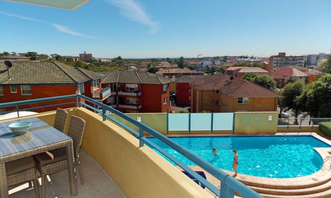 Cronulla Apartment | Pool View, Lift Access 505 Opposite North Cronulla Beach