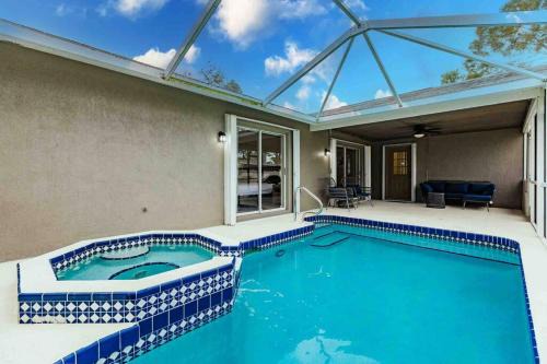 Venice Gardens House | Poolside Oasis-5 miles from Venice Beach