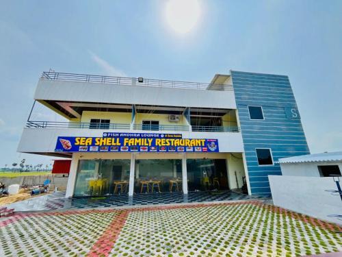 Chirala Hotel | POP 84052G Sea Shell Resort Chirala