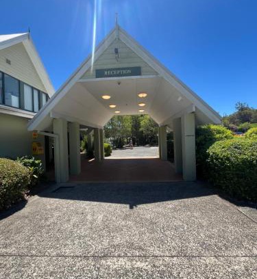 Cams Wharf Apartment | Poppies Lakeview Terrace - 2 Bedroom