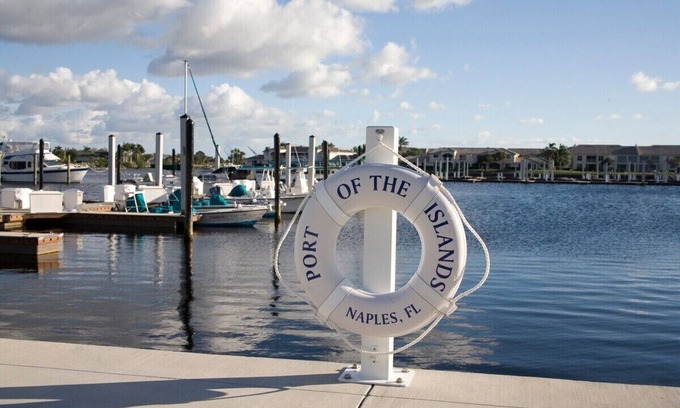 Naples Hotel | Port of the Islands Everglades Adventure Resort