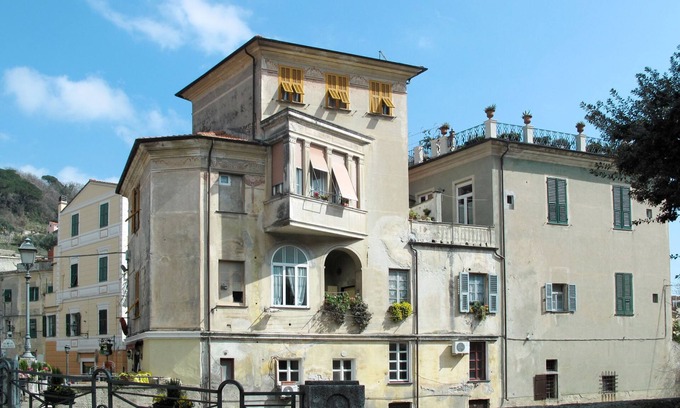 Finalborgo Apartment | Porta Reale (FLG211) by Interhome