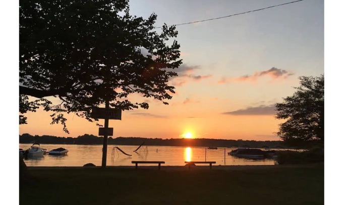 Pinckney Cottage | Portage Lake Cottage with an up North feel
