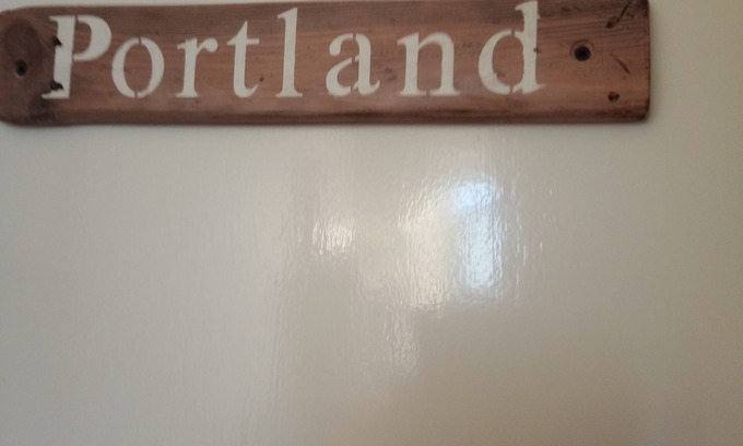 Weymouth Apartment | portland apartment sleep two