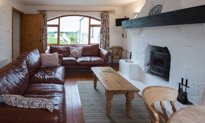 Bushmills Cottage | Portnoffer: Entire 4BD Cottage