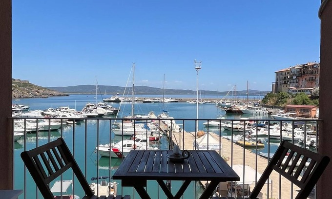 Porto Ercole Apartment | Porto Ercole - Goletta on the Port - LinkHouses