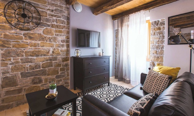 Oprtalj Apartment | Portole Suite 2 Summa
