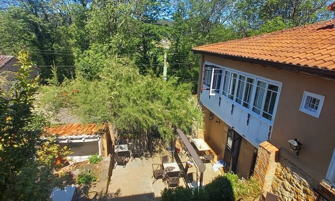 Udias Cottage | Posada Mesón la Gándara a 5 de la Playa de Comillas y Bosque de Secuoyas